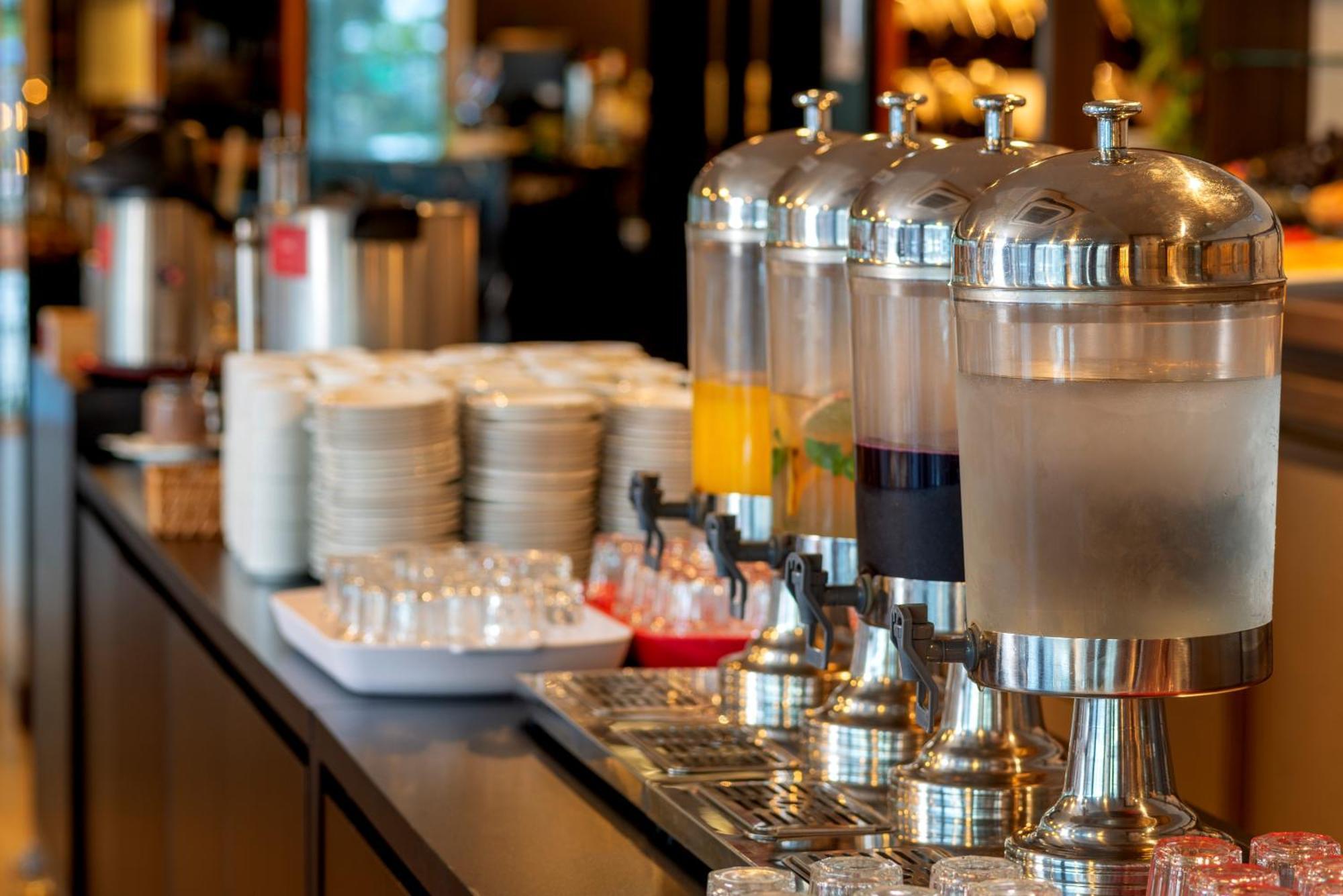 Hotel Laghetto Stilo Borges Gramado Eksteriør billede A beer tap