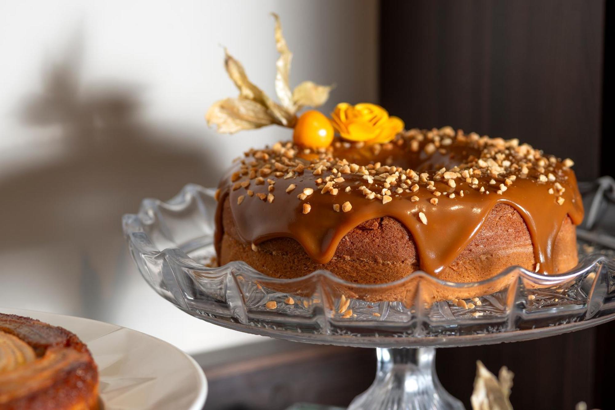 Hotel Laghetto Stilo Borges Gramado Eksteriør billede A bundt cake